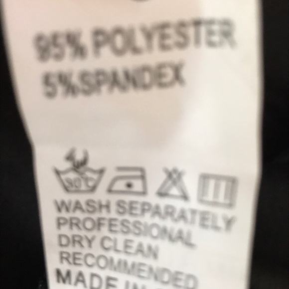 Black high waisted belted shorts - Picture 5 of 6